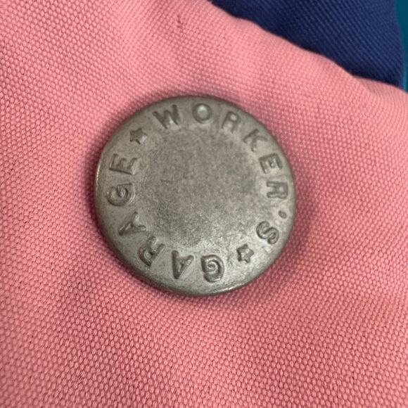 Kids' Reversible Pink & Camo Hooded Puffer Vest‎ by Worker's Garage L/XL - Picture 7 of 10